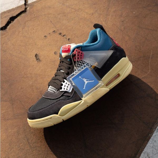 

union x nikÃ¨ air jÃ³rdÃ¡n iv retro sp aj 4 sneaker off noir guava ice dc9533-800 light bone brigade blue light fusion red men basketball shoes