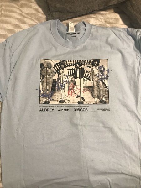 

aubrey & the three migos tour xl light blue drake/ovo & the migos tour new brand clothing tee hoodie designers t shirts sweatshirt