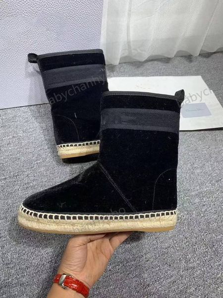 

fashion catwalk design ladies australia boots women winter snow furry satin boots ankle boots fur leather outdoor shoes, Black;red