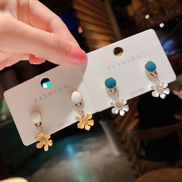 

925 silver needle super fairy mori style slope bank flower ear studs female 2020 new online influencer fashion simple earrings for female st, Golden
