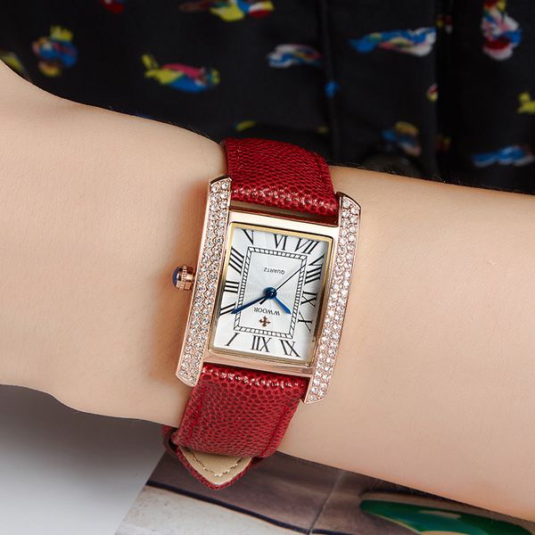 

relogio feminino wwoor fashion elegant women watch ladies luxury diamond bracelet watch red leather square wristwatch women 2020 y1220, Silver