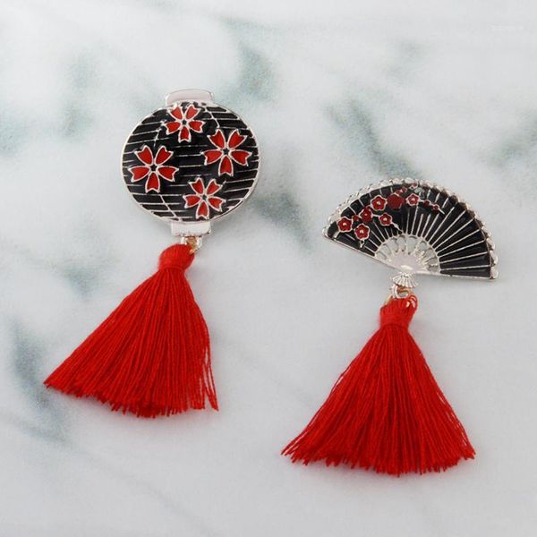 

retro japanese izakaya ninja lantern fan tassels brooch sakura lantern plum flower hand fan fringe alloy enamel pin accessories1, Gray