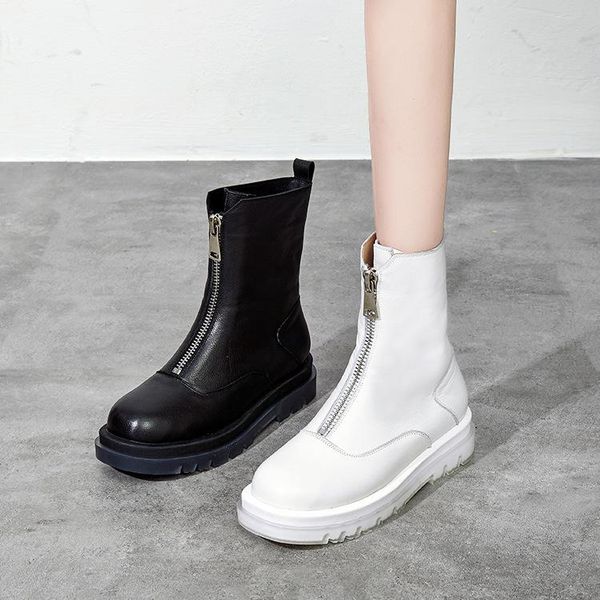 

boots leather female 2021 fall in europe and the british wind short sponge thick bottom joker leisure scooter, Black