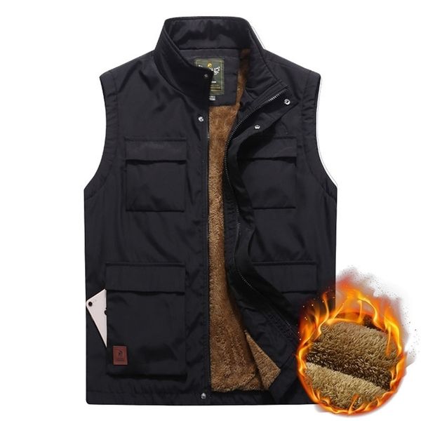 

men's winter vest thicken fleece multi pocket waistcoat casual warm mandarin collar pgrapher sleeveless jacket plus size lj201222, Black;white