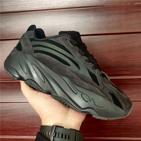

2021 700 mnvn kanye west running shoes triple black bone phosphor hospital blue solid grey vanta men women sneakers with box