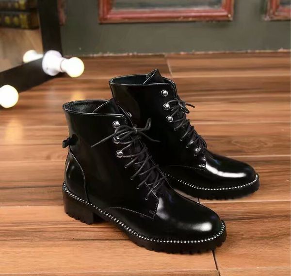 

autumn / winter 2020 new round head rivet lace up water drill edge bow bow british style knight martin boots women's winter boots, Black