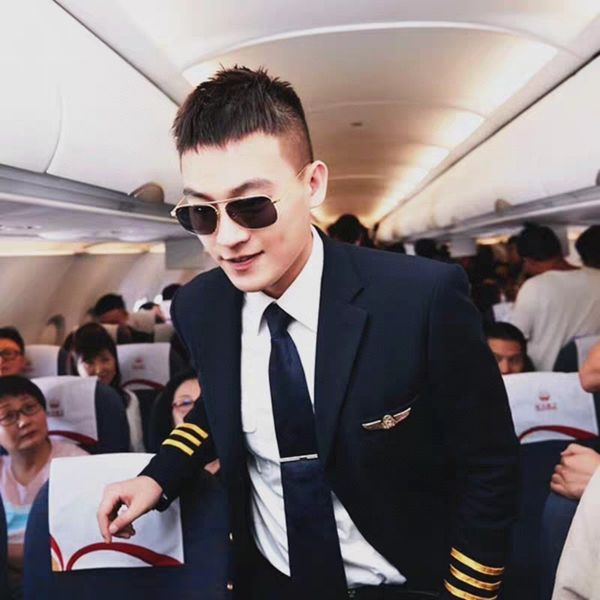 

to men's sunglasses belong 2020 new chain sunglasses, White;black