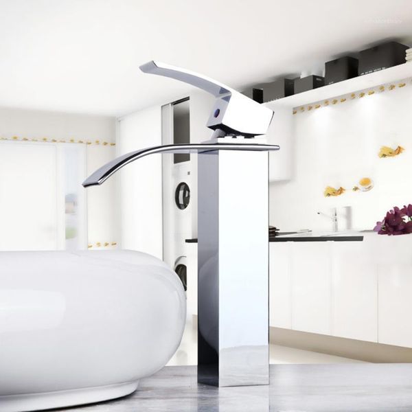 

torayvino sumptuous and superior in quality basin faucet chrome basin faucet polished single hole cold waterfall mixer1