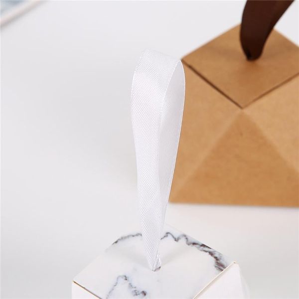 

lbsisi life 20pcs 8x8x6cm diamond shape candy packaging paper box baby shower party specially gift decoration favor with ribbon wmtrbj