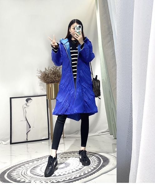 

women's trench coats selling miyake fashion fold hooded collar long sleeve zipper short padded cotton clothes in stock, Tan;black