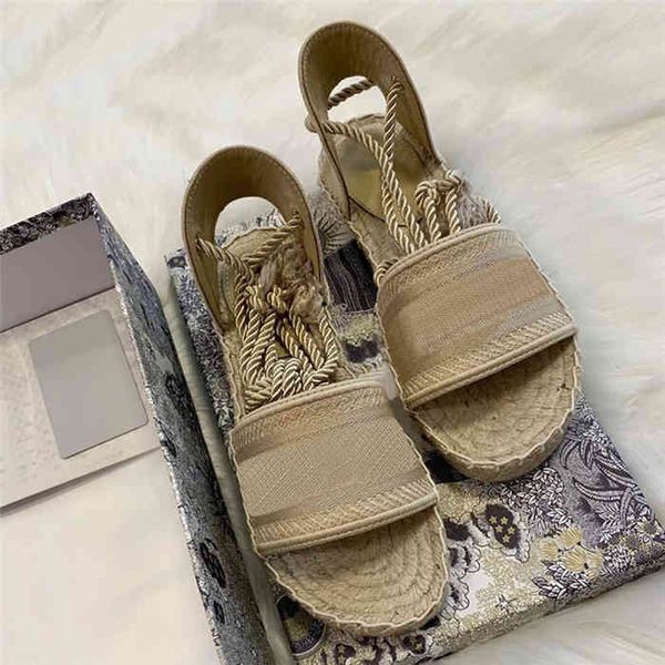 

designers embroidered luxurys women sandals summer ankle strap straw sandal slides with correct flower box and dust bag classics flat, Black