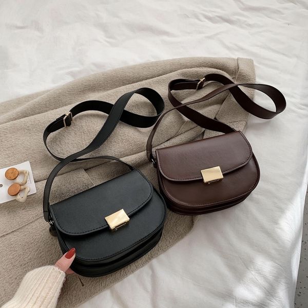 

x17v0 2020 ins fire new winter small small saddle bagversatile foreign temperament saddle bag super o6aph korean bag crossbody girl fashion