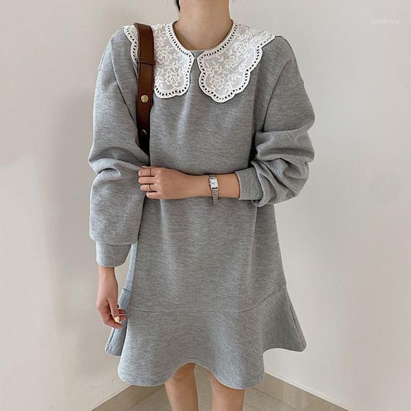 

ewq]2020 korean chic autumn women vintage embroidered big turn-down design large size fish tail long sleeve dress pullover 1, Black;gray