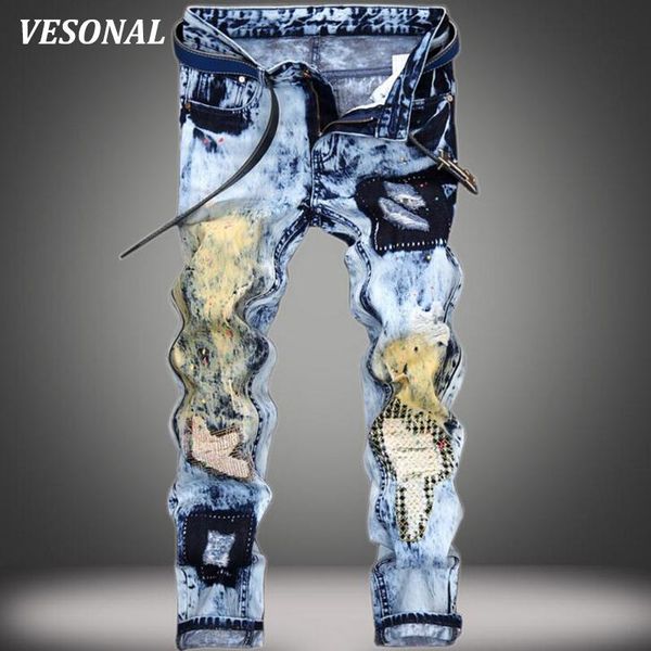 

vesonal 2020 graffiti embroidery patch biker hip hop swag men jeans pants fashion casual hole ripped denim mens light blue ve122