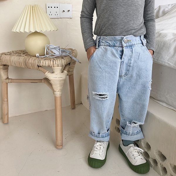 

spring summer fashion kids loose ripped jeans boys girls casual all-match broken holes denim pants 1-6y lj200821, Blue