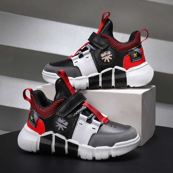 

sole new soft running sho for boys and girls in spring 2021, Black;red