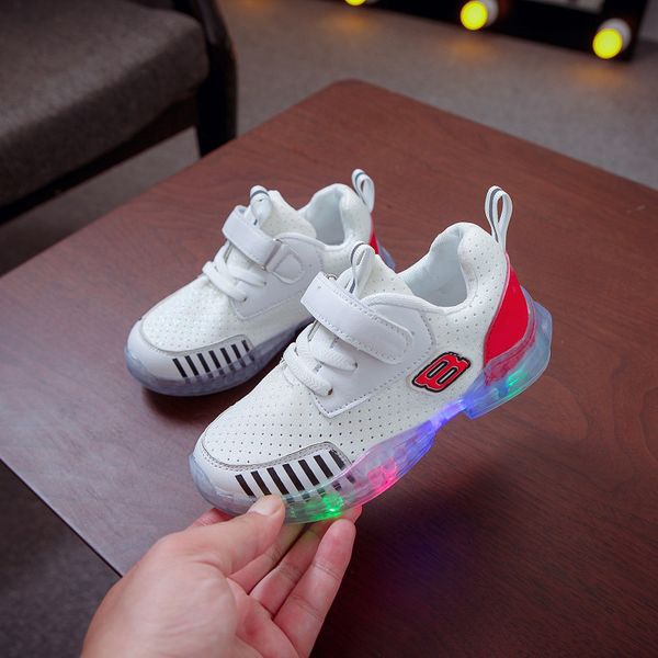 

2021 latest children 2019 autumn boys glowing led girls spring lighting casual shoes fashion luminous baby kids sneaker flat 1, Black