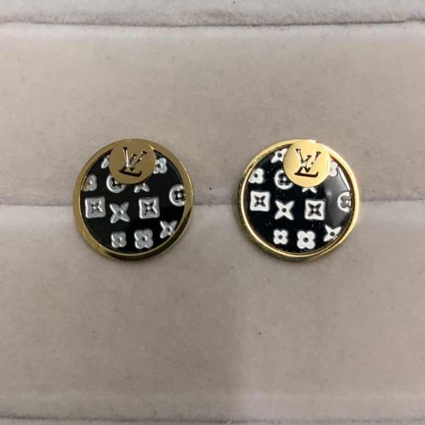 

balck gold cute design earrings stainless steel silver gold rose v stamp ear studs for women jewelry hoop wholesale price, Golden;silver