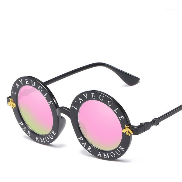

2021 small bee personality letter round sunglasses women brand designer vintage shades sun glasses oculos feminino lentes1, White;black