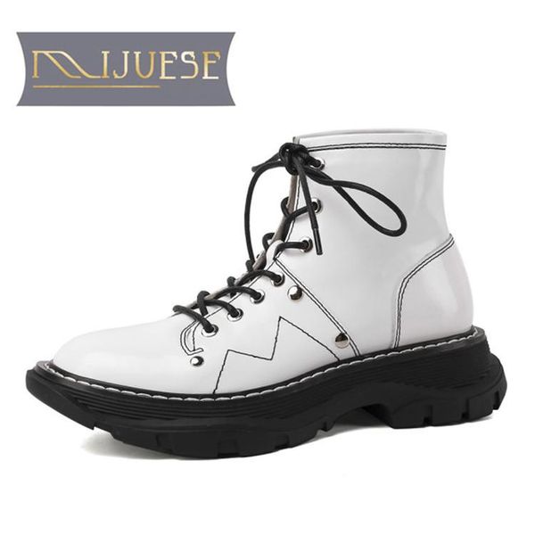 

boots not in stock, Black