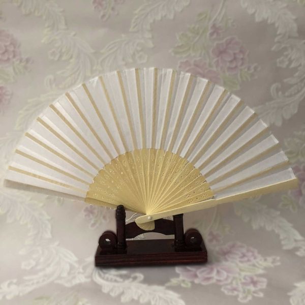 

folding wholesale 50pcs/lot white elegant silk hand fan with organza bag wedding & party favors gift