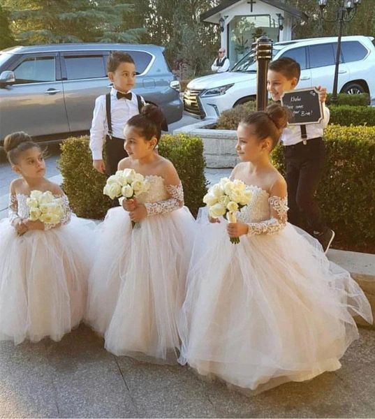 Niedliche langärmlige Blumenmädchenkleider 2020 Kleinkindkleid mit großer Schleife Pagodenärmel Hochzeit Party Geburtstag Kleinkind Kleid