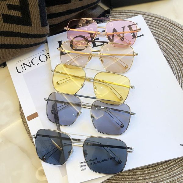 

2021 new sunglasses square frame personality big brand sunglasses double-beam men and women square wholesale, White;black