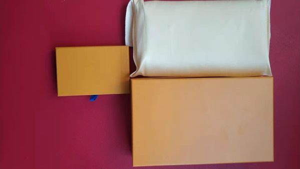 

gift box, Black