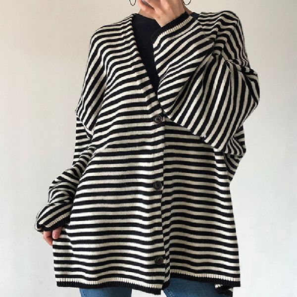 

2021 new spring and new autumn striped v-neck cardigan sweater vintage women's clothes z6fp, White;black