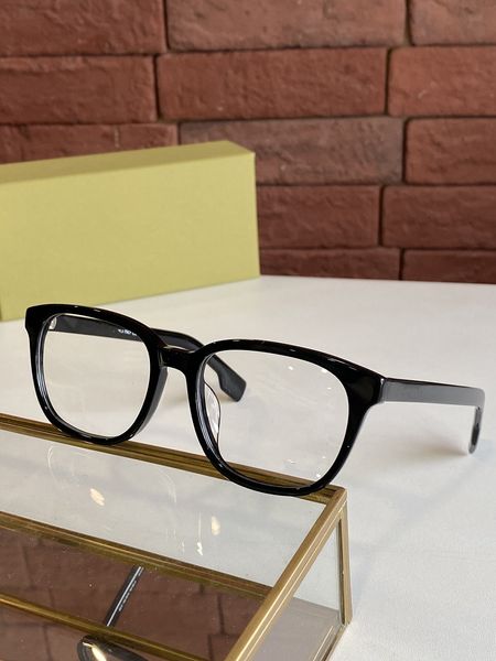 

2021 new fashionable square glasses with anti-radiation blue light temperament simple and generous glasses size 53* 18:*145