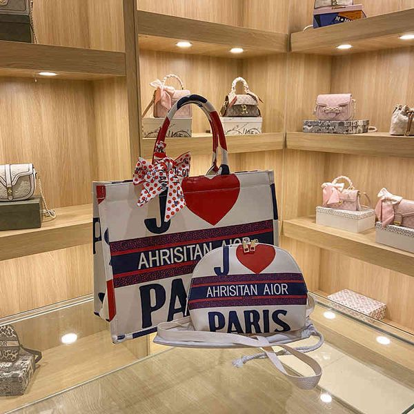

2022 factory wholesale new large capacity fashionable and textured women's bag new fashion versatile single shoulder bag stripe portabl
