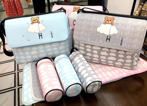 

new mummy diaper bag newborn comfortable soft warm bedding maternity nursing bag shoulder bag 3 colors315p