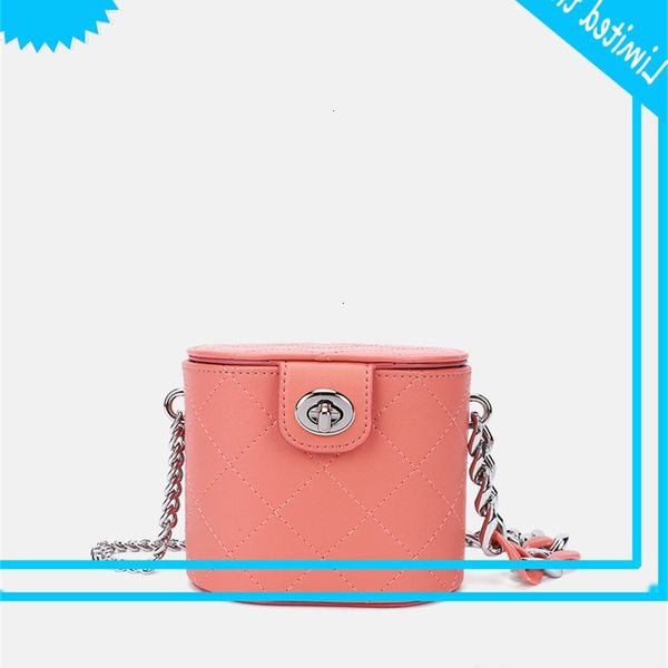 

fashion make-up women's 2020 new thick chain rhombic mini bucket one shoulder messenger bag versatile