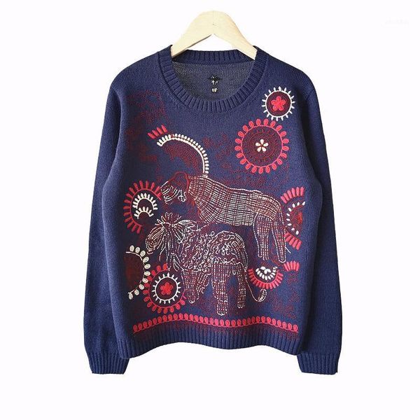 

2020 early spring new heavy industry embroidery floral round neck long sleeve pullover sweater wool blend1, White;black