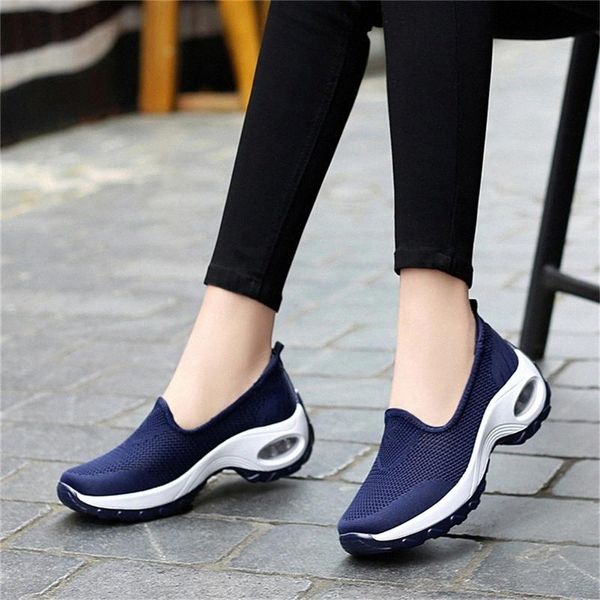 

2020 new summer women shoes mesh breathable large size light air cushion middle-aged elderly walking outdoor casual shoes #b47q