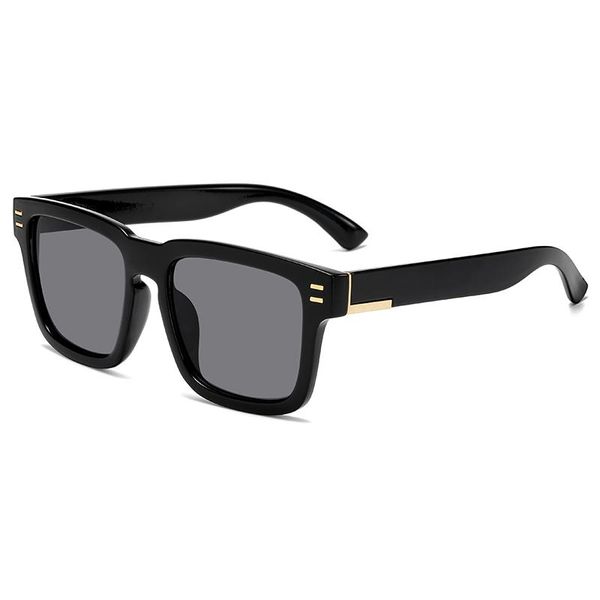

2010 new fashion classic square sunglasses retro brand design men rivet sun glasses vintage goggles women uv400 driving eyewear, White;black
