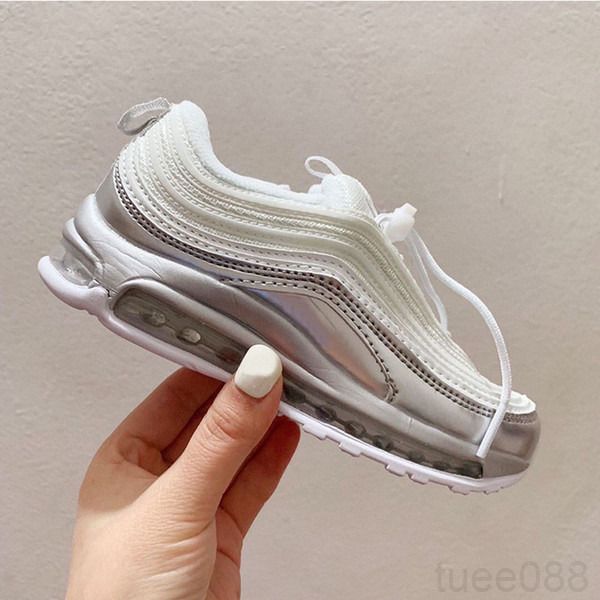 

2020 дети обувь на воздушной подушке og metallic gold silver bullet тройной белый черный тренеры непобедимый плюс т maxes undftd тапки grt6c, Black