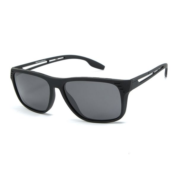 

2021 new one piece sunglasses men vintage tr90 sun glasses for outdoor summer gafas oculos uv400 shades s138df ogvx, White;black