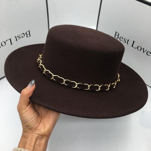 

stingy brim hats spring and winter wool coffee flat-ed hat for women is version of retro chain fashion women's cap, Blue;gray