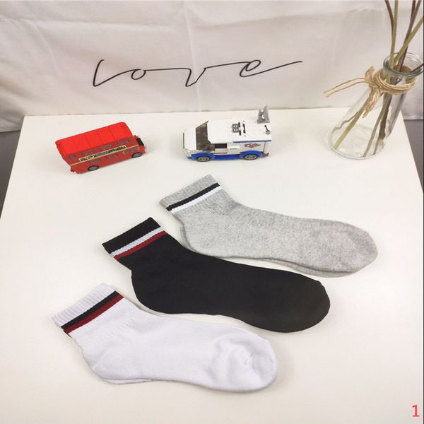 

2020 mens socks fashion striped sport cotton breathable with 3 colors skateboard couple hip hop socks for male clothing, Black