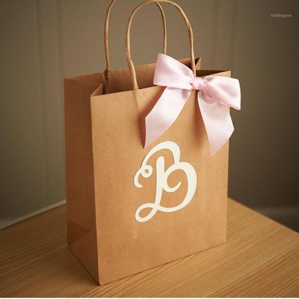 

gift wrap personalized bags for wedding guests. engagement large kraft paper with handle. cutom party favor bags. br8kft.1