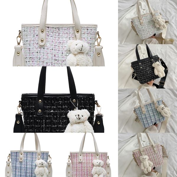 

2020 new fashion hand shoulder small fresh lovely women's bag korean foreign style versatile shoulder bag bear hanging handbag lujhk