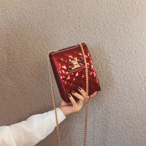 

net red french minority women 2020 spring and autumn crossbody phone bagtexture versatile ins messenger bag foreign style chain mobile phone