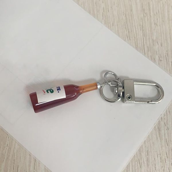 

корейский пивные бутылки чашки key chain зеленый кулон наушники чехол брелок держатель ремесленная ювелирных изделий женщины мужчины смола у