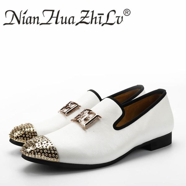 

мужчины кожа большие размер мода мужчин повседневная обувь дизайн яркие лица пряжка и золото металл toe мужчины вождения обувь часть квартир, Black