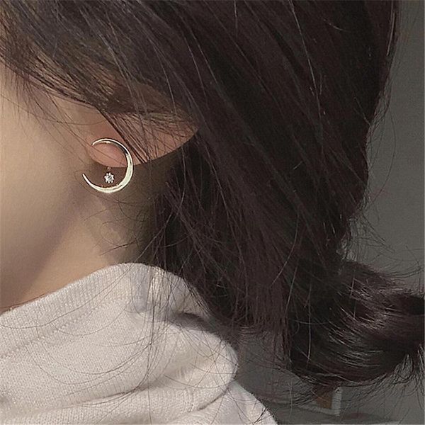 

2020 new arrival classic simple moon crescent crystal stud earrings for women fashion gold color metal party pendiente, Golden;silver