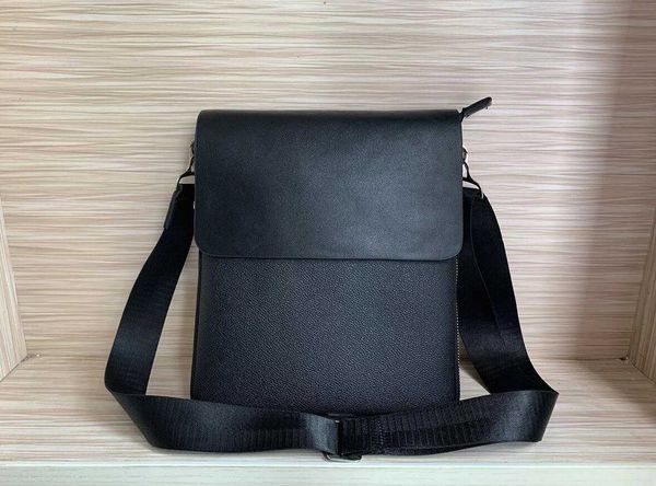 

3 colors famous fashion men messenger bags classic cross body bag with dust bag school bookbag shoulder bag