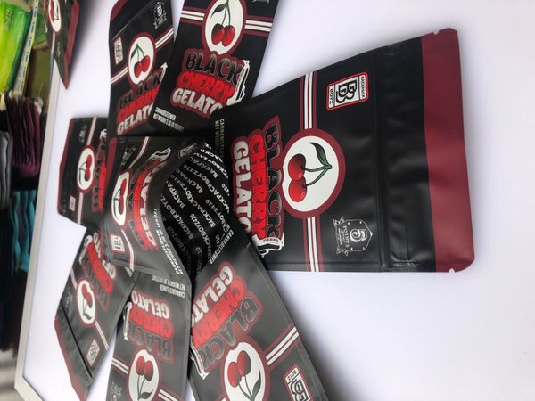

bags smell bags flower mylar edibles 0.125oz bags medicated cherry rozay gelato 500mg black proof pink bbyah packing2010