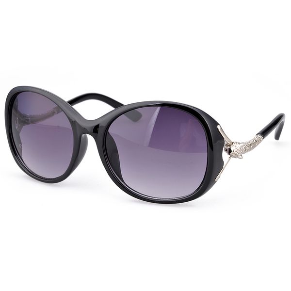 

2021 womens sunglasses fashion vintage new metal plastic summer decoration driving shades for women sun glasses 9039 ctlg, White;black