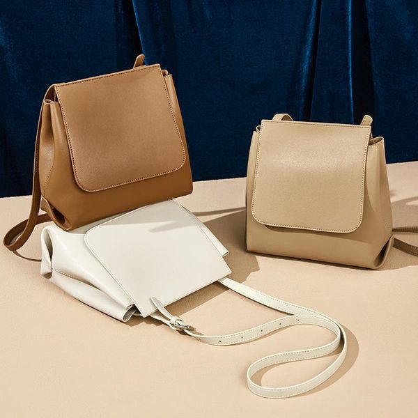 

autumn 2020 new leather women's bag fashion trend cover bag single shoulder slant across retro large capacity bucket